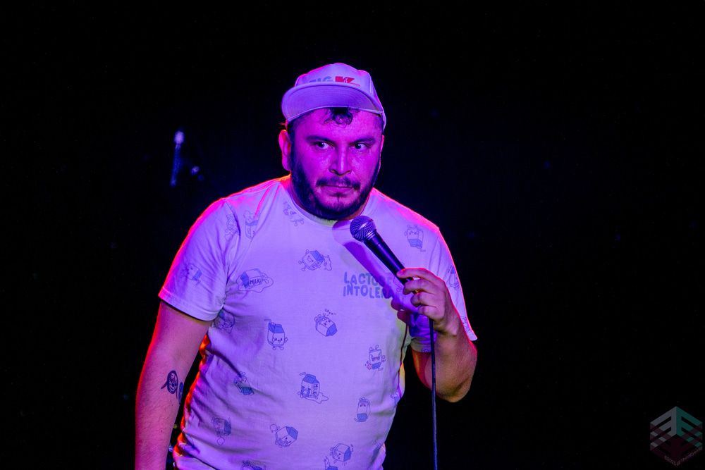 Stand up comedian at the mic